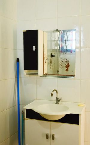 Casa à venda com 282m², 6 quartos e 5 vagas Casa à venda com 282m², 6 quartos e 5 vagasCasa3 Banheiro Gabinete