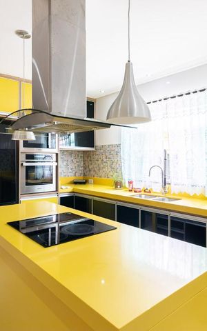 Casa à venda com 280m², 4 quartos e 2 vagas Casa à venda com 280m², 4 quartos e 2 vagasCozinha