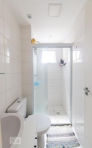 Apartamento para alugar com 42m², 2 quartos e sem vaga Apartamento para alugar com 42m², 2 quartos e sem vagaBanheiro Social