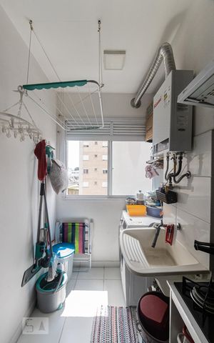 Apartamento para alugar com 42m², 2 quartos e sem vaga Apartamento para alugar com 42m², 2 quartos e sem vagaÁrea de Serviço
