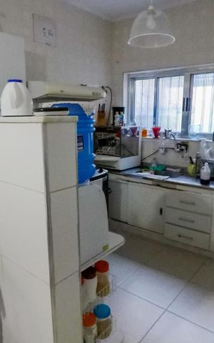 Casa à venda com 200m², 3 quartos e 2 vagasCozinha