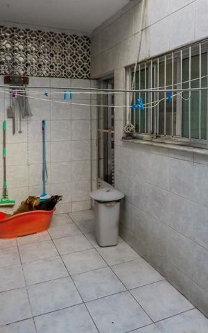 Casa à venda com 200m², 3 quartos e 2 vagasLavanderia