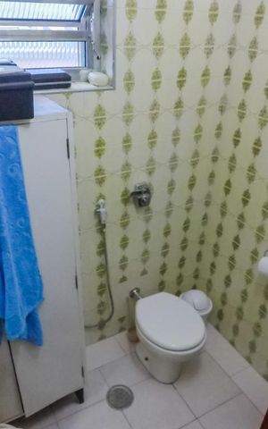 Casa à venda com 200m², 3 quartos e 2 vagasBanheiro
