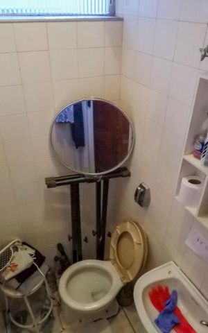 Casa à venda com 200m², 3 quartos e 2 vagasBanheiro de Serviço