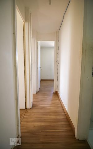 Apartamento à venda com 74m², 3 quartos e 1 vaga Apartamento à venda com 74m², 3 quartos e 1 vagaCorredor
