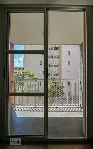 Apartamento à venda com 74m², 3 quartos e 1 vaga Apartamento à venda com 74m², 3 quartos e 1 vagaSala