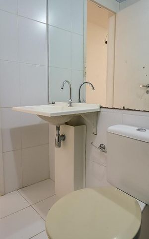 Apartamento à venda com 74m², 3 quartos e 1 vaga Apartamento à venda com 74m², 3 quartos e 1 vagaBanheiro Social