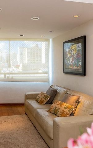 Apartamento à venda com 55m², 2 quartos e 2 vagas Apartamento à venda com 55m², 2 quartos e 2 vagasSala