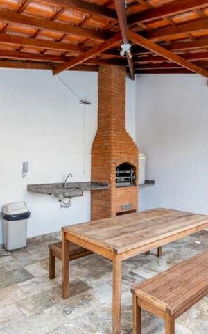 Apartamento à venda com 55m², 2 quartos e 2 vagas Apartamento à venda com 55m², 2 quartos e 2 vagasChurrasqueira