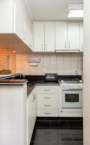 Apartamento à venda com 55m², 2 quartos e 2 vagas Apartamento à venda com 55m², 2 quartos e 2 vagasCozinha