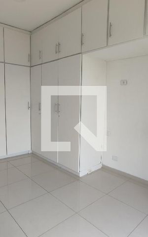 Apartamento à venda com 198m², 3 quartos e 2 vagas Apartamento à venda com 198m², 3 quartos e 2 vagasSuite 1