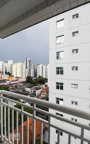 Apartamento para alugar com 30m², 1 quarto e 1 vagaVaranda