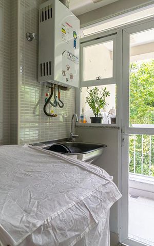 Apartamento à venda com 77m², 3 quartos e 1 vaga Apartamento à venda com 77m², 3 quartos e 1 vagaÁrea de Serviço