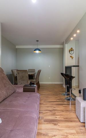Apartamento à venda com 77m², 3 quartos e 1 vaga Apartamento à venda com 77m², 3 quartos e 1 vagaSala