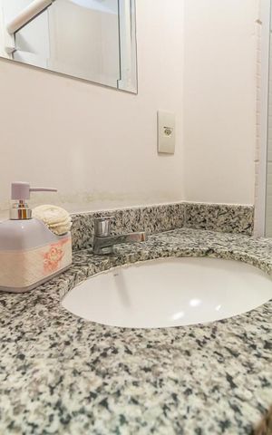 Apartamento à venda com 77m², 3 quartos e 1 vaga Apartamento à venda com 77m², 3 quartos e 1 vagaBanheiro Social