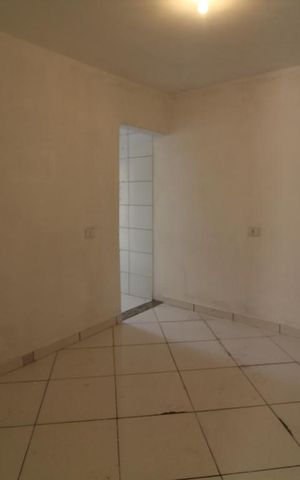 Casa para alugar com 30m², 1 quarto e sem vagaQuarto