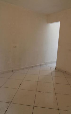 Casa para alugar com 30m², 1 quarto e sem vagaQuarto 