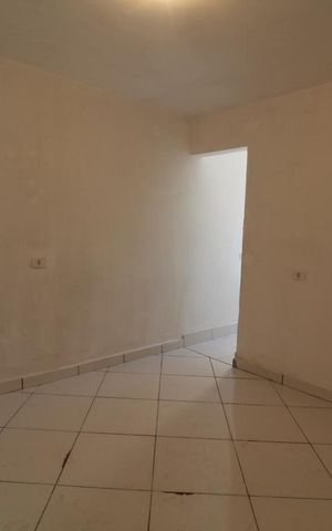 Casa para alugar com 30m², 1 quarto e sem vagaQuarto 