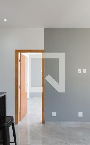 Studio para alugar com 38m², 1 quarto e sem vaga Studio para alugar com 38m², 1 quarto e sem vagaSala e cozinha