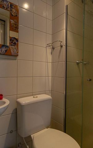 Apartamento à venda com 64m², 2 quartos e 1 vaga Apartamento à venda com 64m², 2 quartos e 1 vagaBanheiro da Suíte