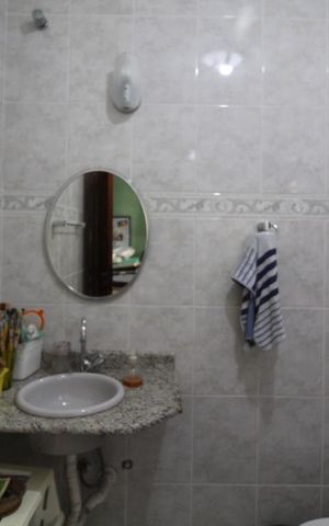 Casa à venda com 200m², 3 quartos e 4 vagasBanheiro