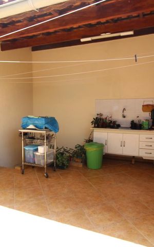 Casa à venda com 200m², 3 quartos e 4 vagasChurrasqueira