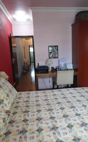 Casa à venda com 233m², 3 quartos e 5 vagasSuíte 2