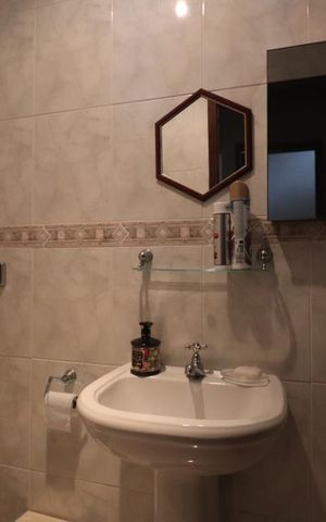 Casa à venda com 233m², 3 quartos e 5 vagasLavabo 2