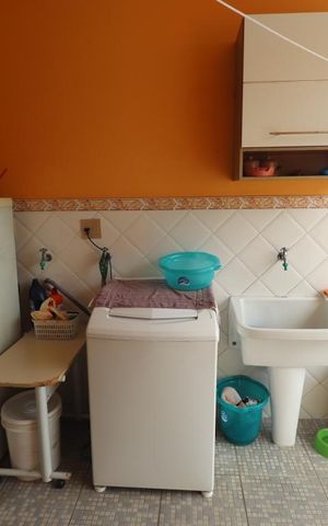 Casa à venda com 233m², 3 quartos e 5 vagasÁrea de Serviço