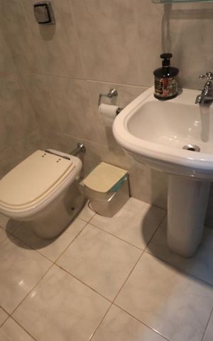 Casa à venda com 233m², 3 quartos e 5 vagasLavabo 2