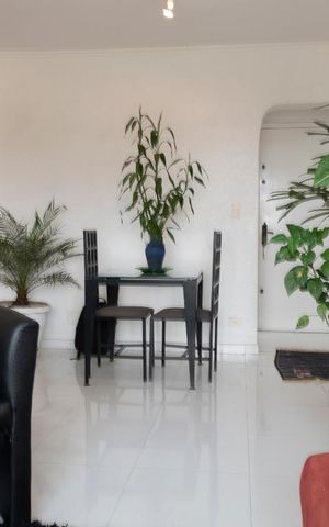Apartamento para alugar com 72m², 2 quartos e 1 vaga Apartamento para alugar com 72m², 2 quartos e 1 vagaSala