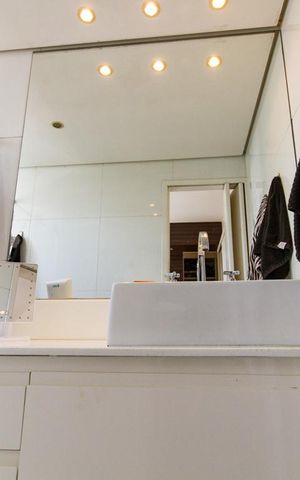 Apartamento à venda com 85m², 2 quartos e 2 vagasBanheiro suíte