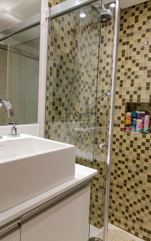 Apartamento à venda com 85m², 2 quartos e 2 vagasBanheiro social