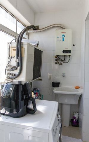Apartamento à venda com 85m², 2 quartos e 2 vagasÁrea de Serviço