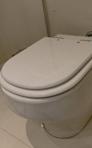 Apartamento à venda com 85m², 2 quartos e 2 vagasBanheiro social