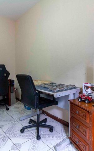 Casa à venda com 218m², 3 quartos e 2 vagas Casa à venda com 218m², 3 quartos e 2 vagasQuarto 3