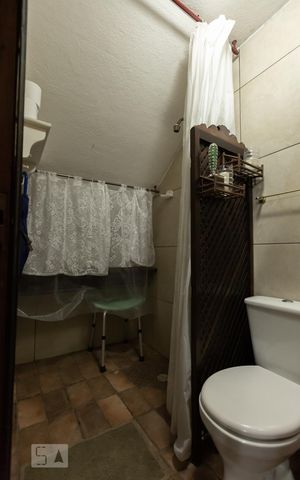 Casa para alugar com 260m², 4 quartos e sem vagaQuarto 3 suite
