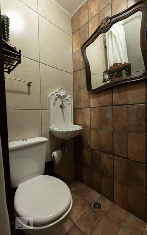 Casa para alugar com 260m², 4 quartos e sem vagaQuarto 3 suite