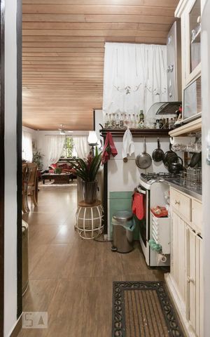Casa para alugar com 260m², 4 quartos e sem vagaCozinha 1