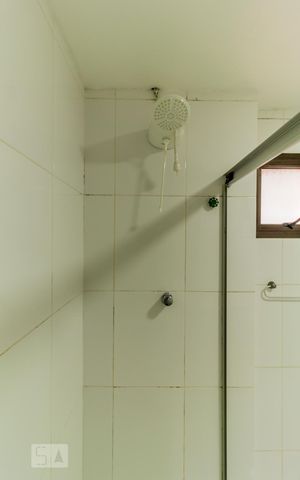 Studio para alugar com 34m², 1 quarto e sem vagaBanheiro - Chuveiro
