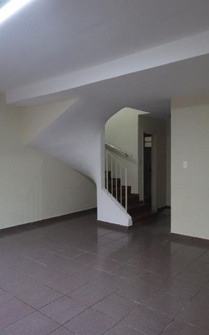 Casa à venda com 200m², 3 quartos e 3 vagasSala