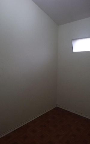 Casa à venda com 200m², 3 quartos e 3 vagasQuarto de Serviço
