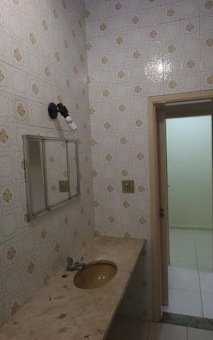 Casa à venda com 200m², 3 quartos e 3 vagasBanheiro da Suíte