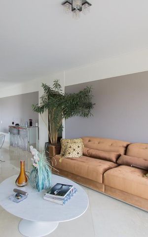 Apartamento à venda com 380m², 3 quartos e 4 vagas Apartamento à venda com 380m², 3 quartos e 4 vagasSala