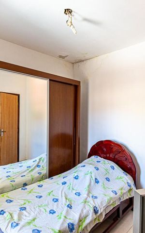 Casa à venda com 100m², 4 quartos e sem vaga Casa à venda com 100m², 4 quartos e sem vagaQuarto 2