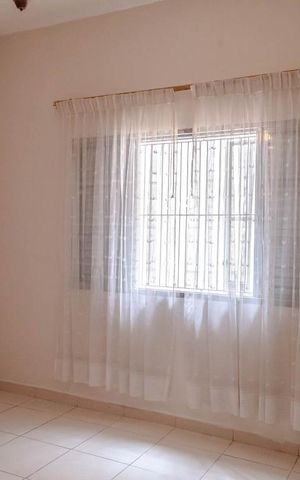 Casa à venda com 171m², 2 quartos e 5 vagas Casa à venda com 171m², 2 quartos e 5 vagasQuarto 1