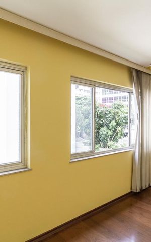 Apartamento à venda com 147m², 4 quartos e 1 vaga Apartamento à venda com 147m², 4 quartos e 1 vagaSala