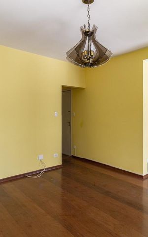 Apartamento à venda com 147m², 4 quartos e 1 vaga Apartamento à venda com 147m², 4 quartos e 1 vagaSala