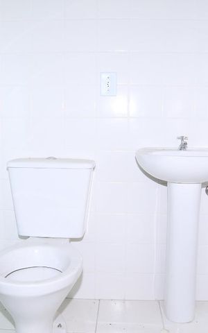Studio à venda com 27m², 1 quarto e sem vaga Studio à venda com 27m², 1 quarto e sem vagaBanheiro