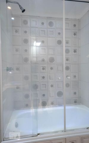 Apartamento para alugar com 33m², 1 quarto e sem vaga Apartamento para alugar com 33m², 1 quarto e sem vagaBanheiro
